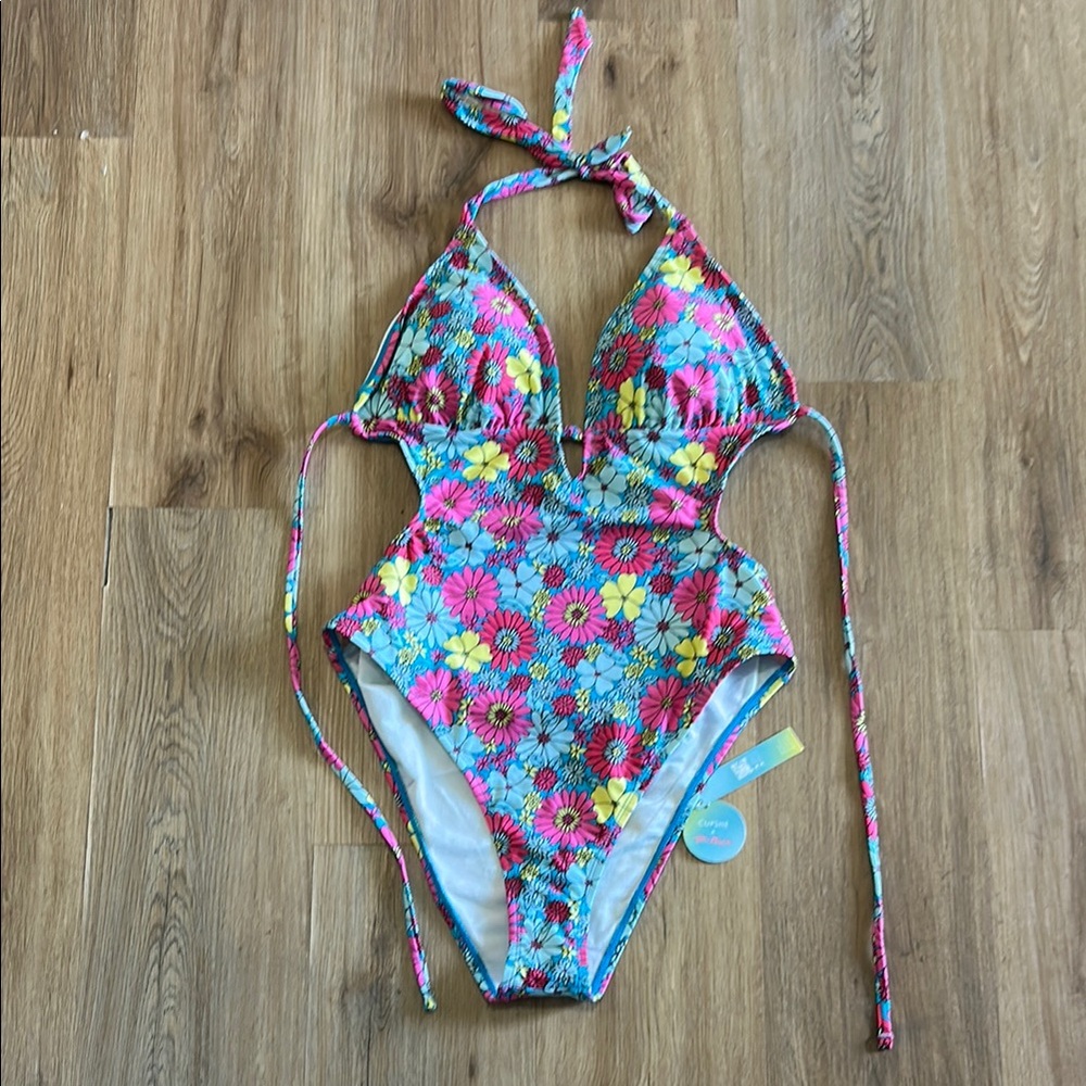 Cupshe Pink and Blue One Piece Swimsuit Floral Halter